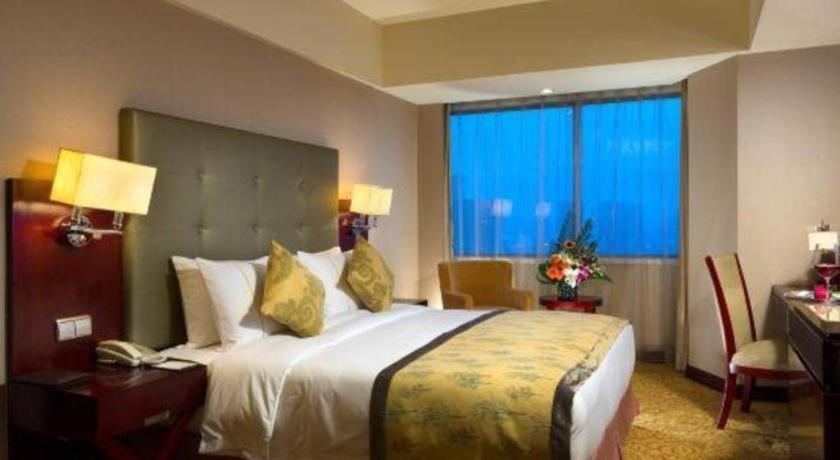 Wyndham Hotel Xian Exterior photo