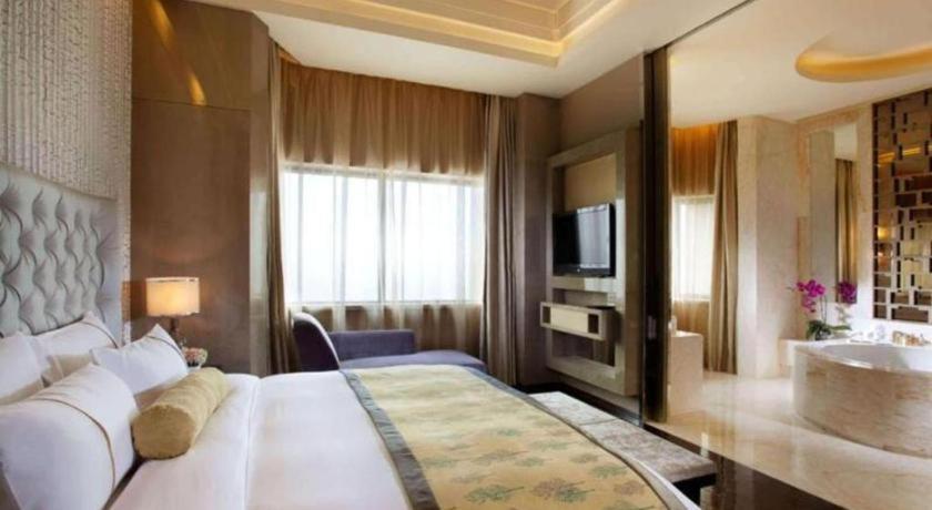 Wyndham Hotel Xian Exterior photo